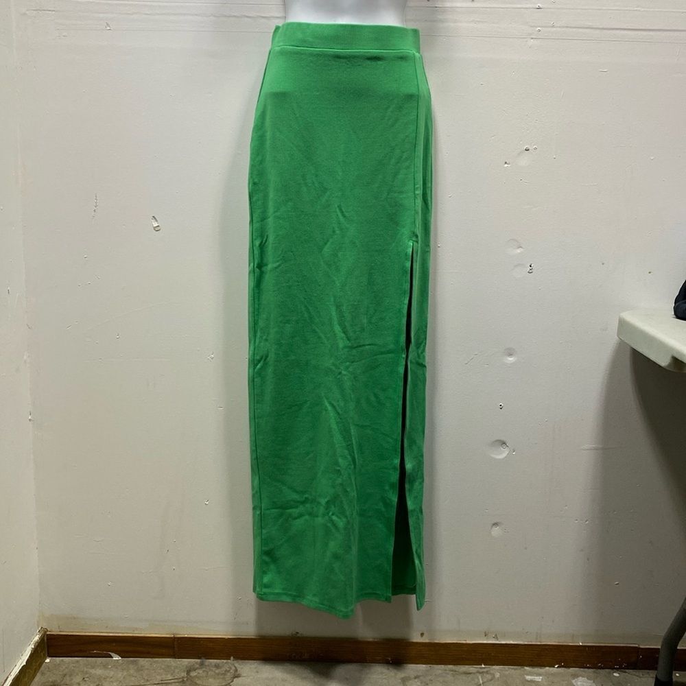 Tiger Mist Ribbed Side Slit Maxi Skirt Small